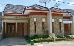 Villa Kusuma Pesanggrahan